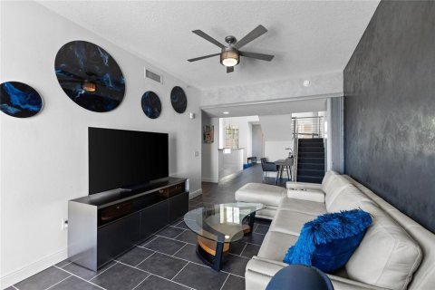 Condo in Sarasota, Florida, 2 bedrooms  № 2093070 - photo 24