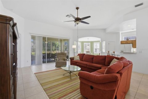 Casa en venta en Leesburg, Florida, 3 dormitorios, 177.72 m2 № 2132553 - foto 5