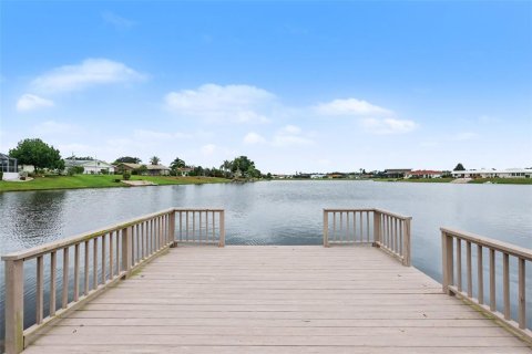 Villa ou maison à Sun City Center, Floride 3 chambres, 151.71 m2 № 2410400