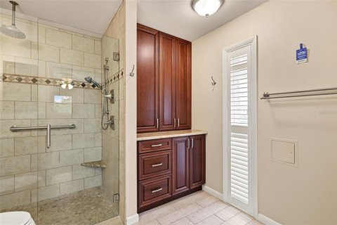 Villa ou maison à vendre à Sun City Center, Floride: 3 chambres, 151.71 m2 № 2410400 - photo 12