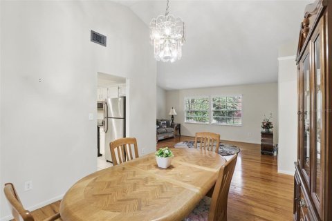 Casa en venta en Orlando, Florida, 4 dormitorios, 184.69 m2 № 1513283 - foto 12