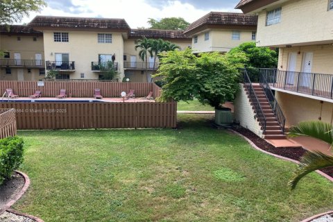 Condominio en alquiler en Miami, Florida, 1 dormitorio, 74.41 m2 № 1966313 - foto 30