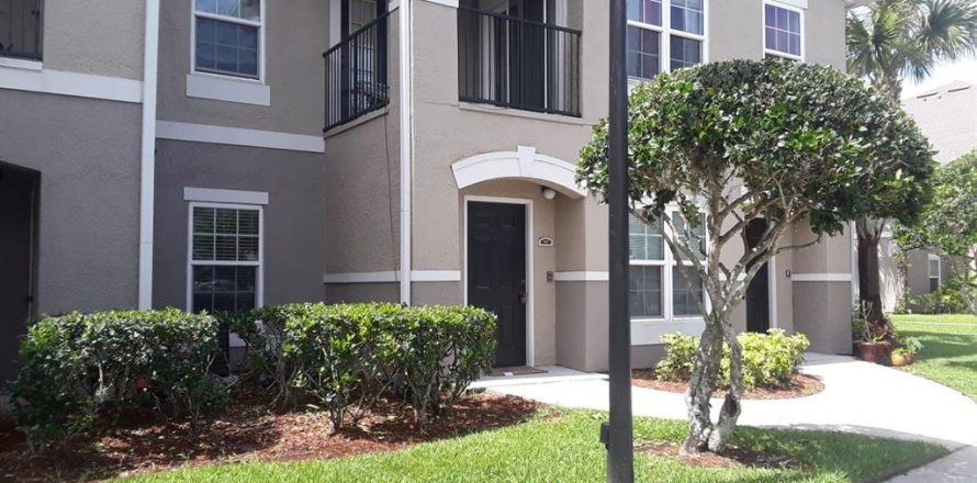 Condominio en Orlando, Florida, 3 dormitorios № 1866514