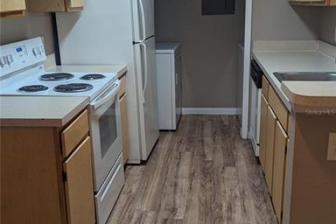 Condominio en alquiler en Orlando, Florida, 3 dormitorios, 119.47 m2 № 1866514 - foto 14