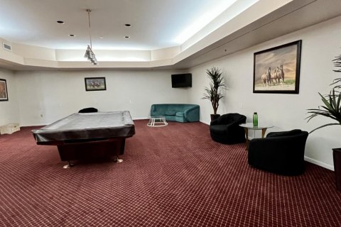 House in Wellington, Florida 3 bedrooms, 126.16 sq.m. № 830507 - photo 1