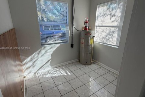 Снять в аренду виллу или дом в Джэксонвилл, Флорида 2 спальни, 91.04м2, № 2065331 - фото 10