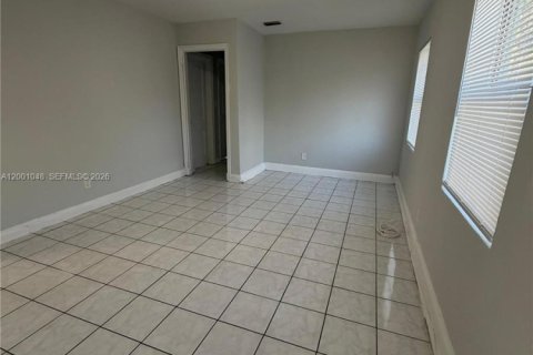 Снять в аренду виллу или дом в Джэксонвилл, Флорида 2 спальни, 91.04м2, № 2065331 - фото 12