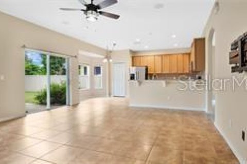 Villa ou maison à louer à Oviedo, Floride: 5 chambres, 253.81 m2 № 2115145 - photo 6