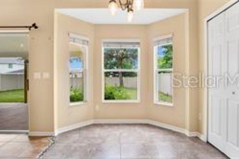 Villa ou maison à louer à Oviedo, Floride: 5 chambres, 253.81 m2 № 2115145 - photo 11