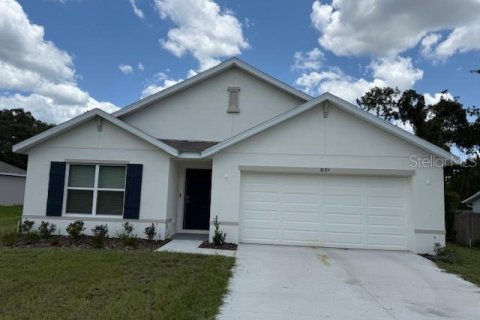 Casa en alquiler en Spring Hill, Florida, 4 dormitorios, 169.83 m2 № 1805841 - foto 1