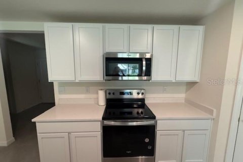 Casa en alquiler en Spring Hill, Florida, 4 dormitorios, 169.83 m2 № 1805841 - foto 27