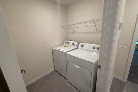 Casa en alquiler en Spring Hill, Florida, 4 dormitorios, 169.83 m2 № 1805841 - foto 23