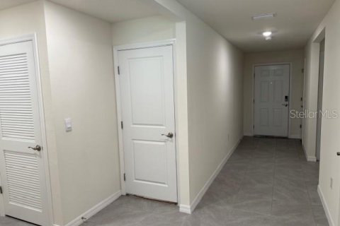 Casa en alquiler en Spring Hill, Florida, 4 dormitorios, 169.83 m2 № 1805841 - foto 14