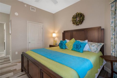Condo in Saint Petersburg, Florida, 3 bedrooms  № 1720907 - photo 25