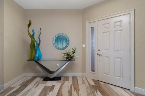 Condo in Saint Petersburg, Florida, 3 bedrooms  № 1720907 - photo 3