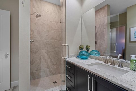 Condo in Saint Petersburg, Florida, 3 bedrooms  № 1720907 - photo 27