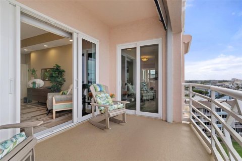 Condo in Saint Petersburg, Florida, 3 bedrooms  № 1720907 - photo 19