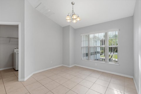 Villa ou maison à vendre à Port St. Lucie, Floride: 3 chambres, 153.94 m2 № 2188188 - photo 30