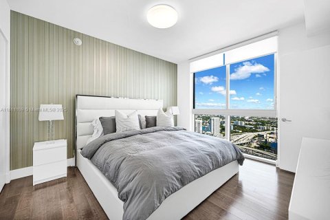Condo in Miami, Florida, 2 bedrooms  № 1874737 - photo 6