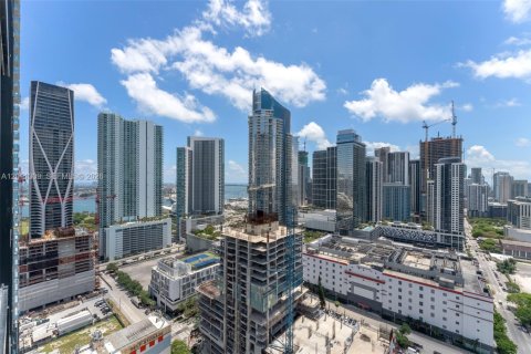 Condo in Miami, Florida, 2 bedrooms № 2075512 - photo 30