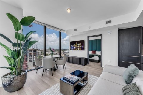 Condo in Miami, Florida, 2 bedrooms № 2075512 - photo 5