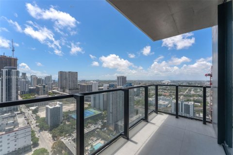Condo in Miami, Florida, 2 bedrooms № 2075512 - photo 28