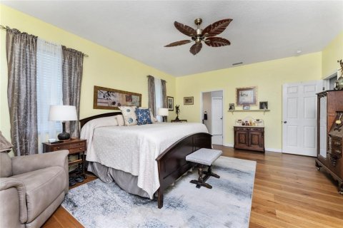 House in Port Charlotte, Florida 4 bedrooms, 216 sq.m. № 2115910 - photo 22