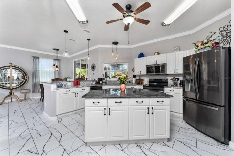House in Port Charlotte, Florida 4 bedrooms, 216 sq.m. № 2115910 - photo 13