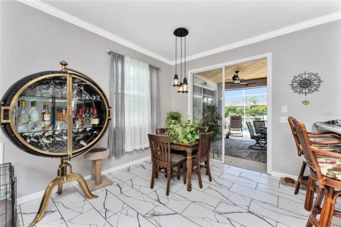 House in Port Charlotte, Florida 4 bedrooms, 216 sq.m. № 2115910 - photo 17