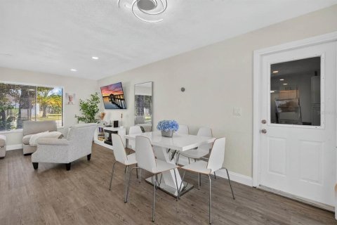 Villa ou maison à vendre à Palm Coast, Floride: 3 chambres, 124.3 m2 № 2399363 - photo 13