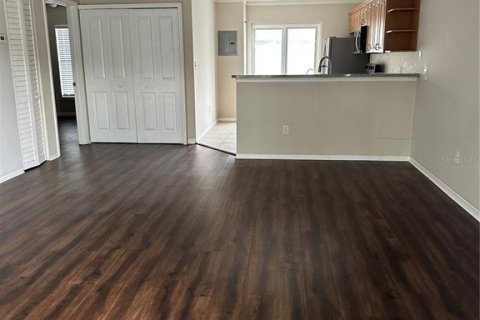 Copropriété à louer à Winter Park, Floride: 2 chambres, 78.04 m2 № 2349257 - photo 2