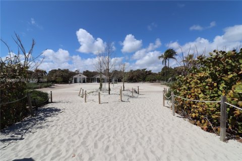 Casa en alquiler en Miami Beach, Florida, 1 dormitorio, 58.06 m2 № 2010507 - foto 12