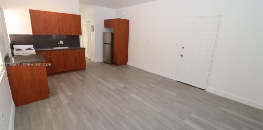 Casa en Miami Beach, Florida 1 dormitorio, 58.06 m2 № 2010507