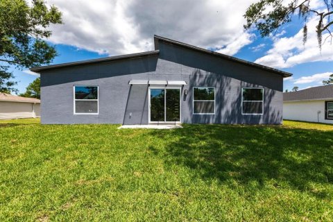 House in Lehigh Acres, Florida 5 bedrooms, 213.21 sq.m. № 2226807 - photo 3