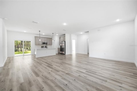 Casa en venta en Citrus Springs, Florida, 3 dormitorios, 143.07 m2 № 2149032 - foto 8