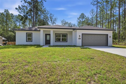 Casa en Citrus Springs, Florida 3 dormitorios, 143.07 m2 № 2149032