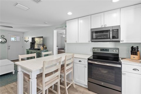 Casa en venta en New Smyrna Beach, Florida, 3 dormitorios, 90.3 m2 № 1555357 - foto 15
