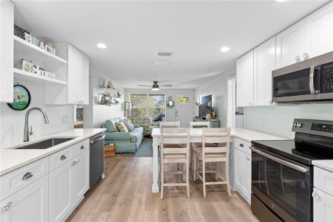 Casa en venta en New Smyrna Beach, Florida, 3 dormitorios, 90.3 m2 № 1555357 - foto 9