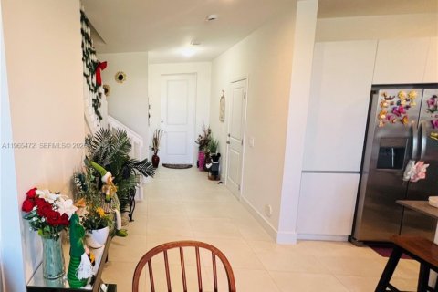 Adosado en venta en Homestead, Florida, 3 dormitorios, 135.45 m2 № 2027346 - foto 10