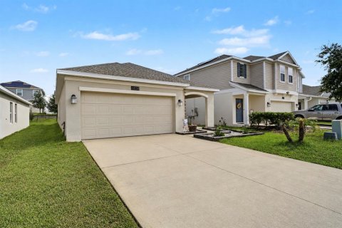 House in Groveland, Florida 3 bedrooms, 133.04 sq.m. № 2296605