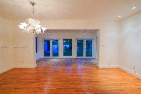 Villa ou maison à louer à Key Biscayne, Floride: 3 chambres, 130.34 m2 № 2036724 - photo 13