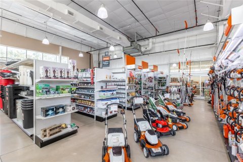 Commercial property in Orlando, Florida 1380.34 sq.m. № 1439532 - photo 18