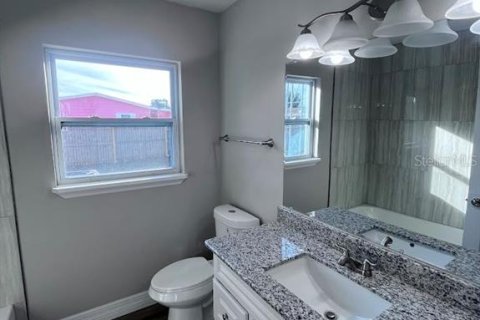Casa en venta en Leesburg, Florida, 3 dormitorios, 133.78 m2 № 2123316 - foto 9