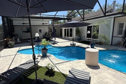 House in Orlando, Florida 3 bedrooms, 252.04 sq.m. № 1737317 - photo 21