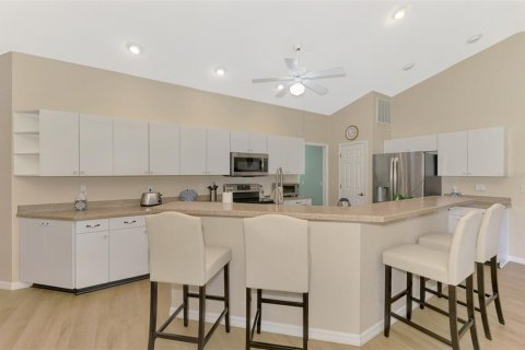 House in Port Charlotte, Florida 3 bedrooms, 180.23 sq.m. № 1542118 - photo 12