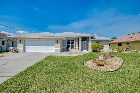 House in Port Charlotte, Florida 3 bedrooms, 180.23 sq.m. № 1542118 - photo 2