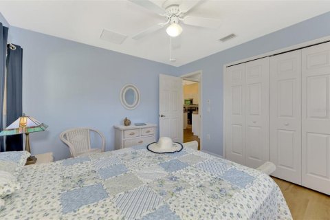 House in Port Charlotte, Florida 3 bedrooms, 180.23 sq.m. № 1542118 - photo 28