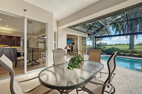 Villa ou maison à vendre à Venice, Floride: 3 chambres, 225.38 m2 № 2395644 - photo 25
