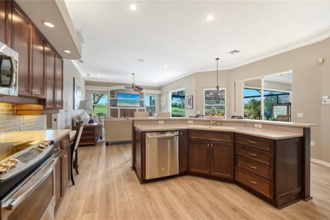 Villa ou maison à vendre à Venice, Floride: 3 chambres, 225.38 m2 № 2395644 - photo 15