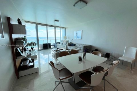 Condo in Sunny Isles Beach, Florida, 3 bedrooms  № 1698422 - photo 4